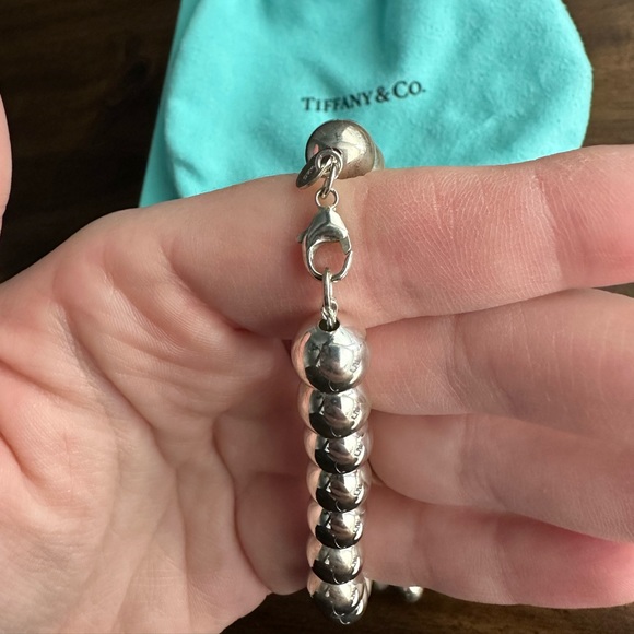 Tiffany Hardware Pearl Necklace - Picture 7 of 8